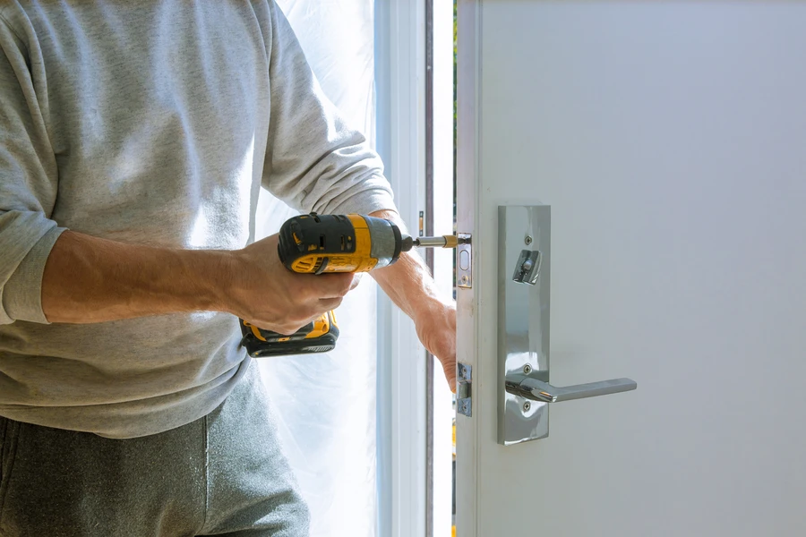 When To Replace Versus Repair A Damaged Door Beattyville, KY When To Replace Versus Repair A Damaged Door Beattyville, KY